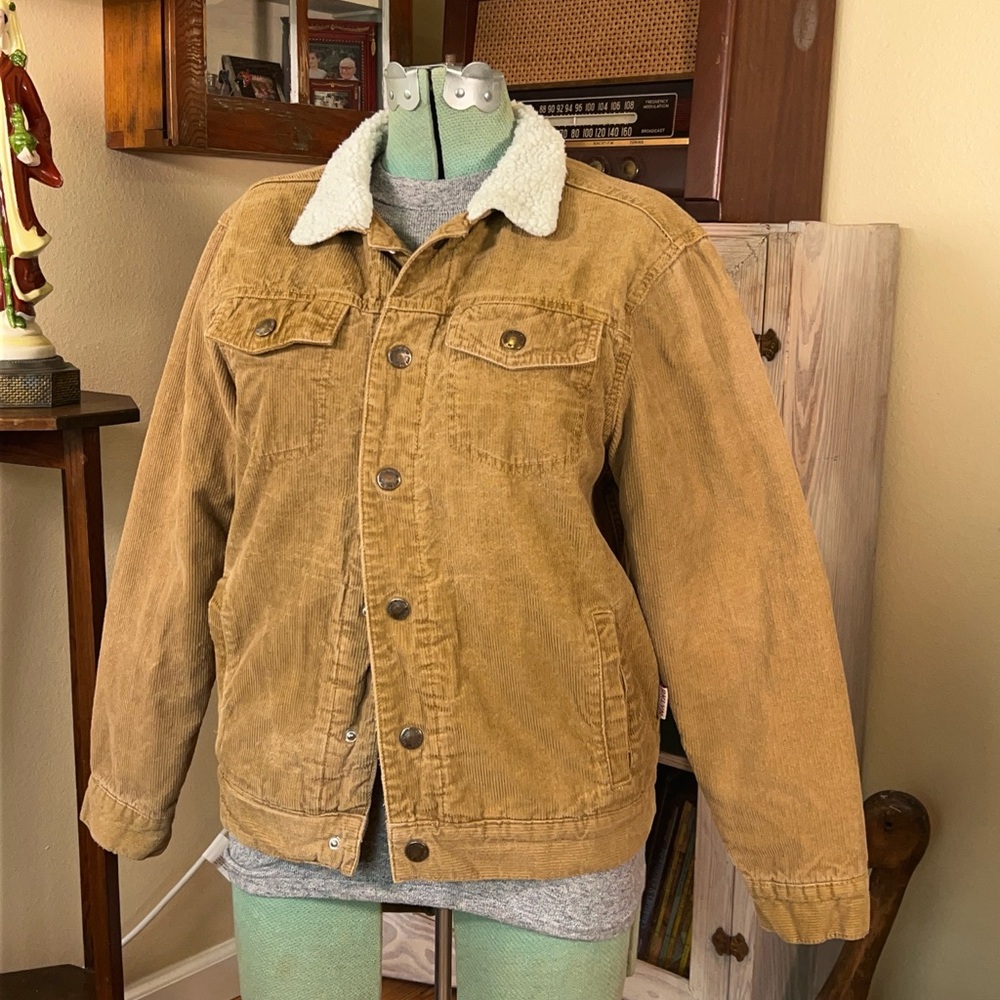 Vintage Y2K Faded Tan Corduroy Sherpa Lined Jacket Men’s Medium